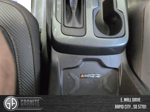 Used 2022 GMC Canyon AT4 w/ Trailering Package image 32