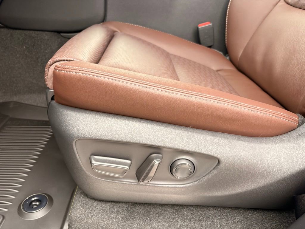 Used 2026 Toyota Land Cruiser w/ Premium Package image 24