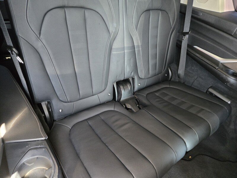 Used 2020 BMW X7 xDrive40i w/ Luxury Seating Package AWD/4WD image 15