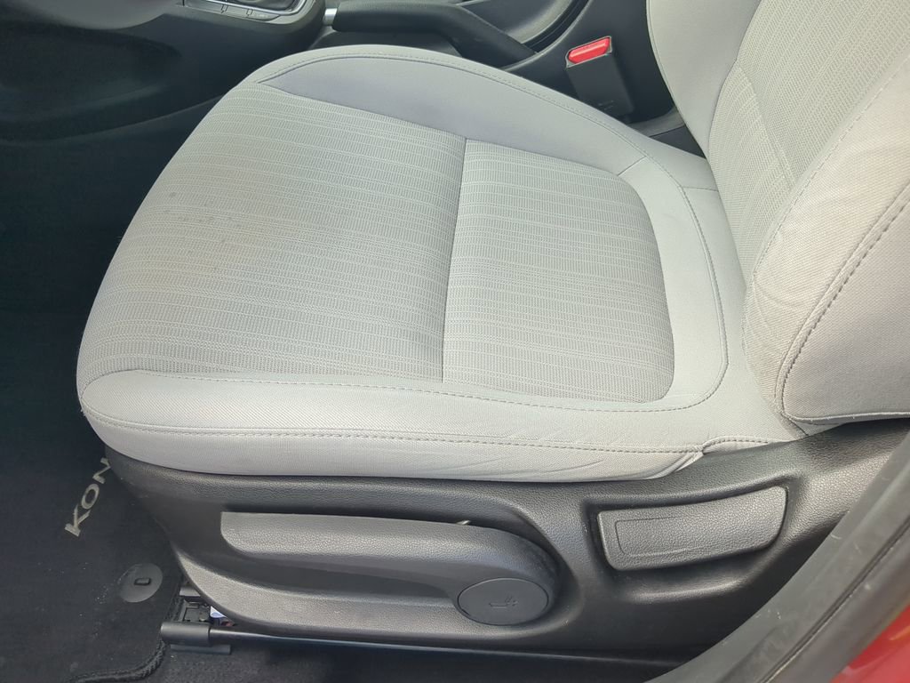 Used 2022 Hyundai Kona SEL image 27