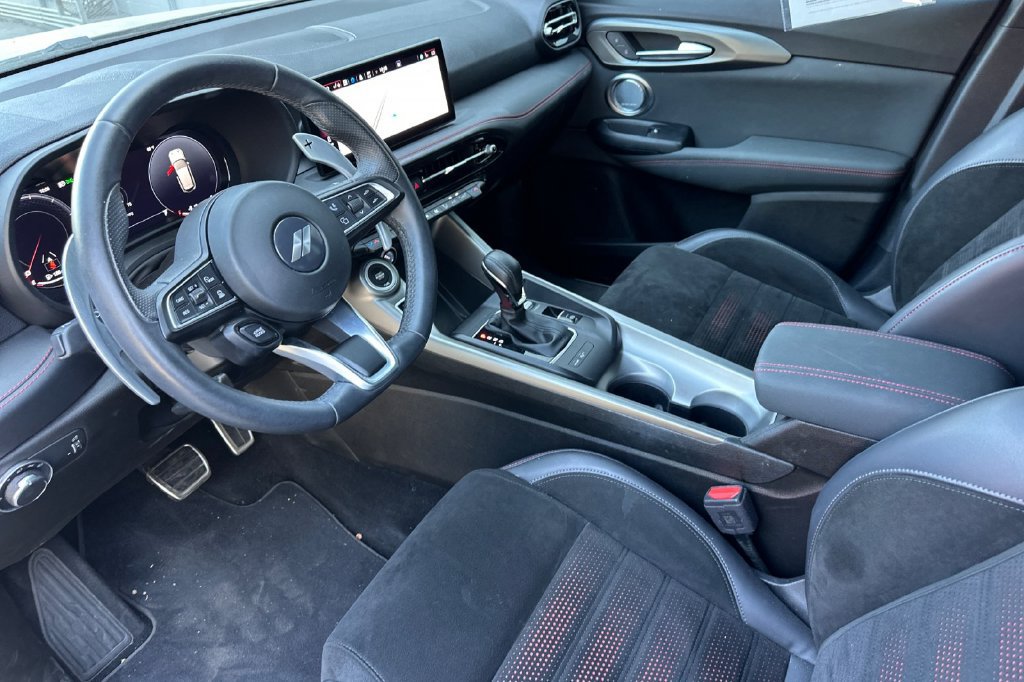 Used 2024 Dodge Hornet R/T Plus AWD/4WD image 10