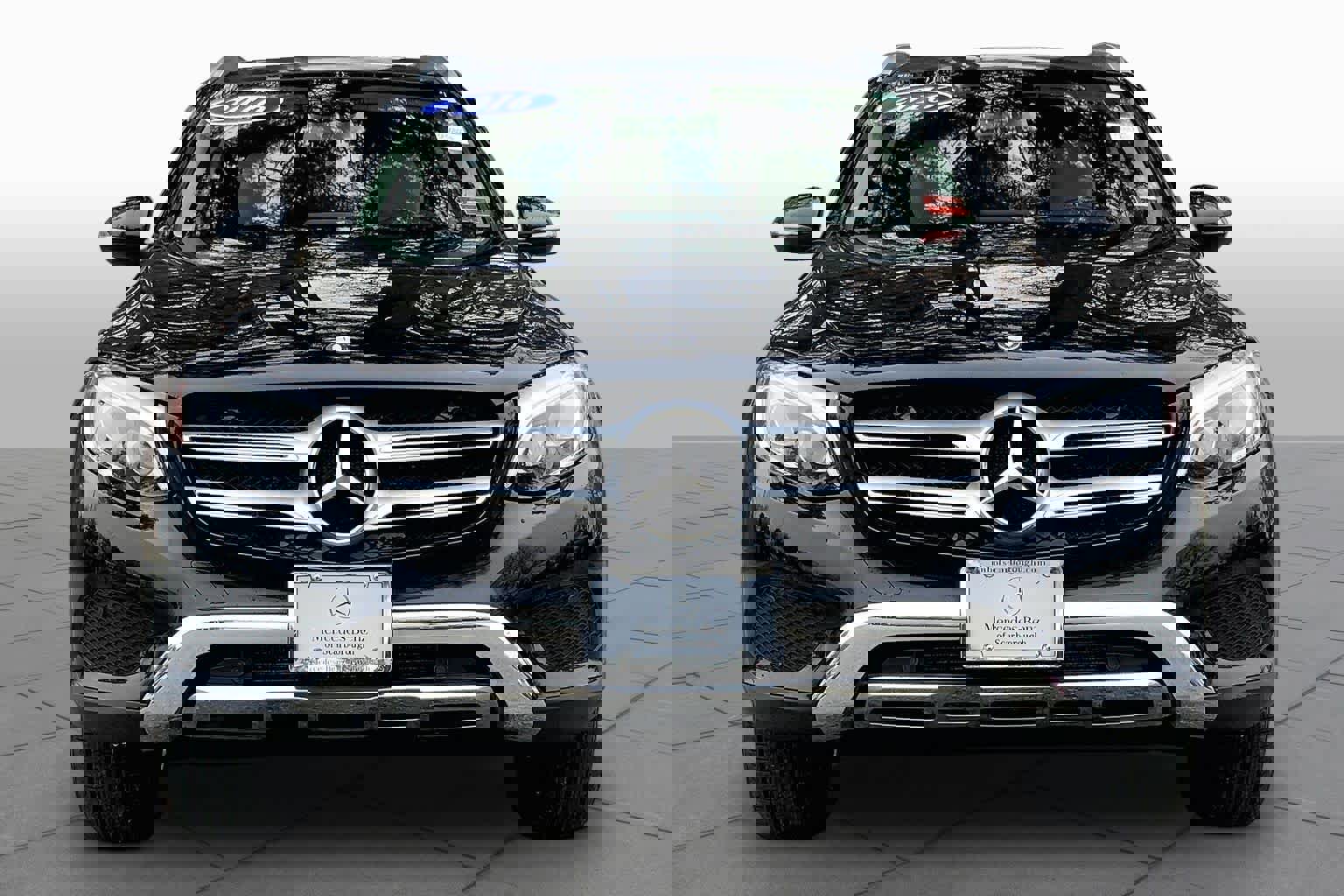 Used 2016 Mercedes-Benz GLC 300 4MATIC image 4