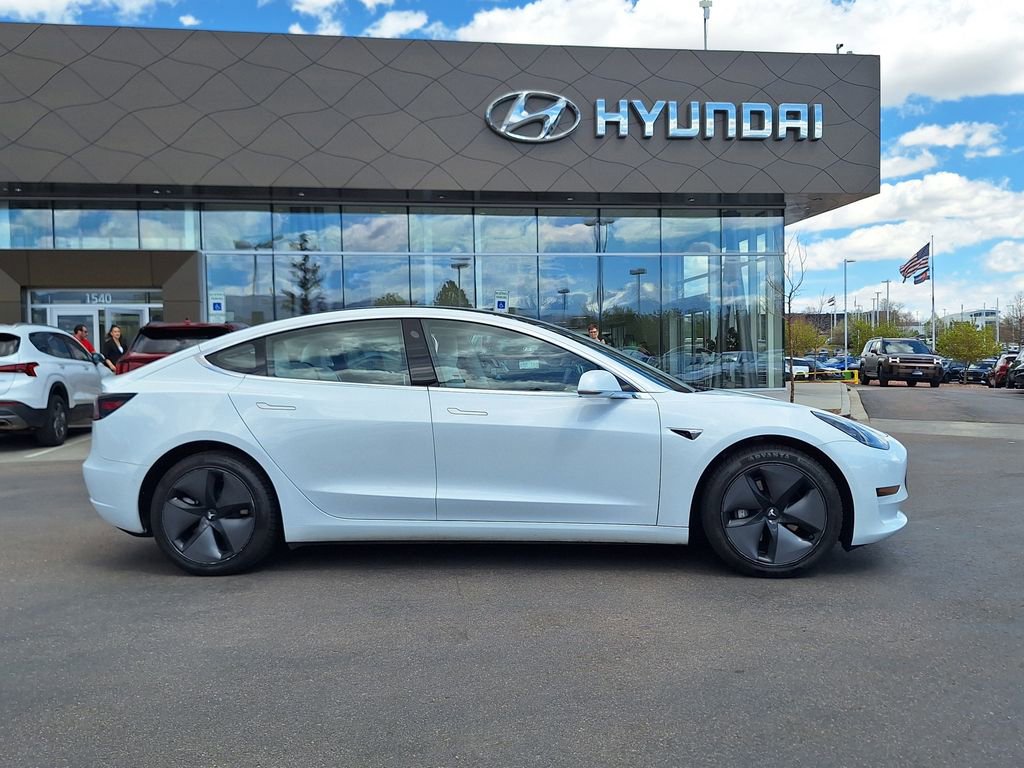 Used 2018 Tesla Model 3 Long Range AWD/4WD image 2