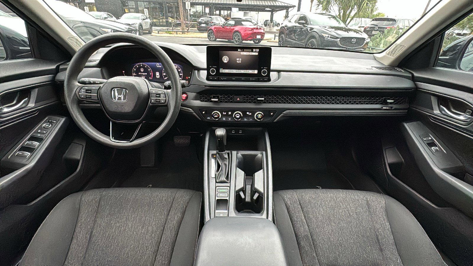 Used 2025 Honda Accord SE image 27