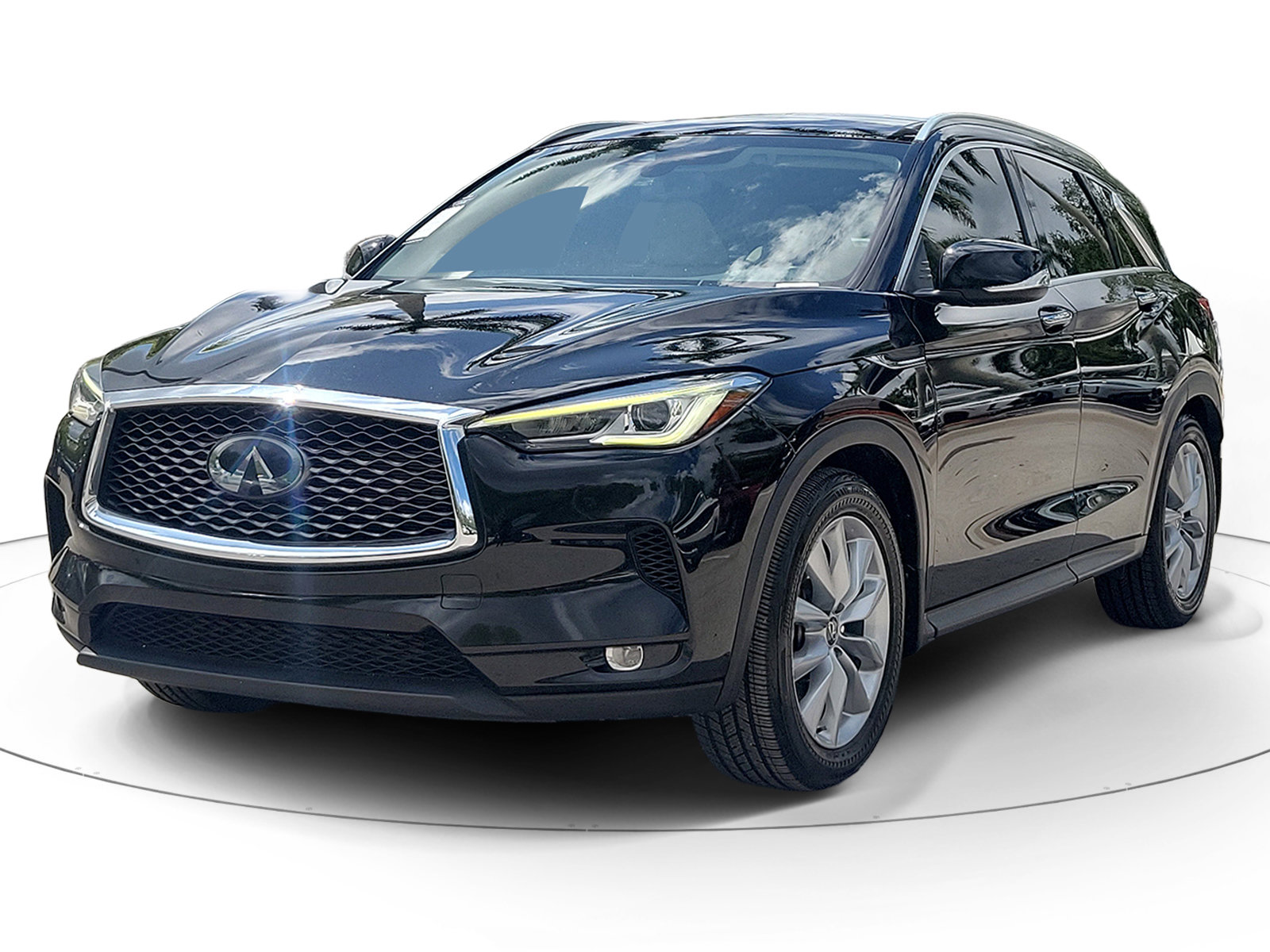 Used 2020 INFINITI QX50 Luxe FWD image 2