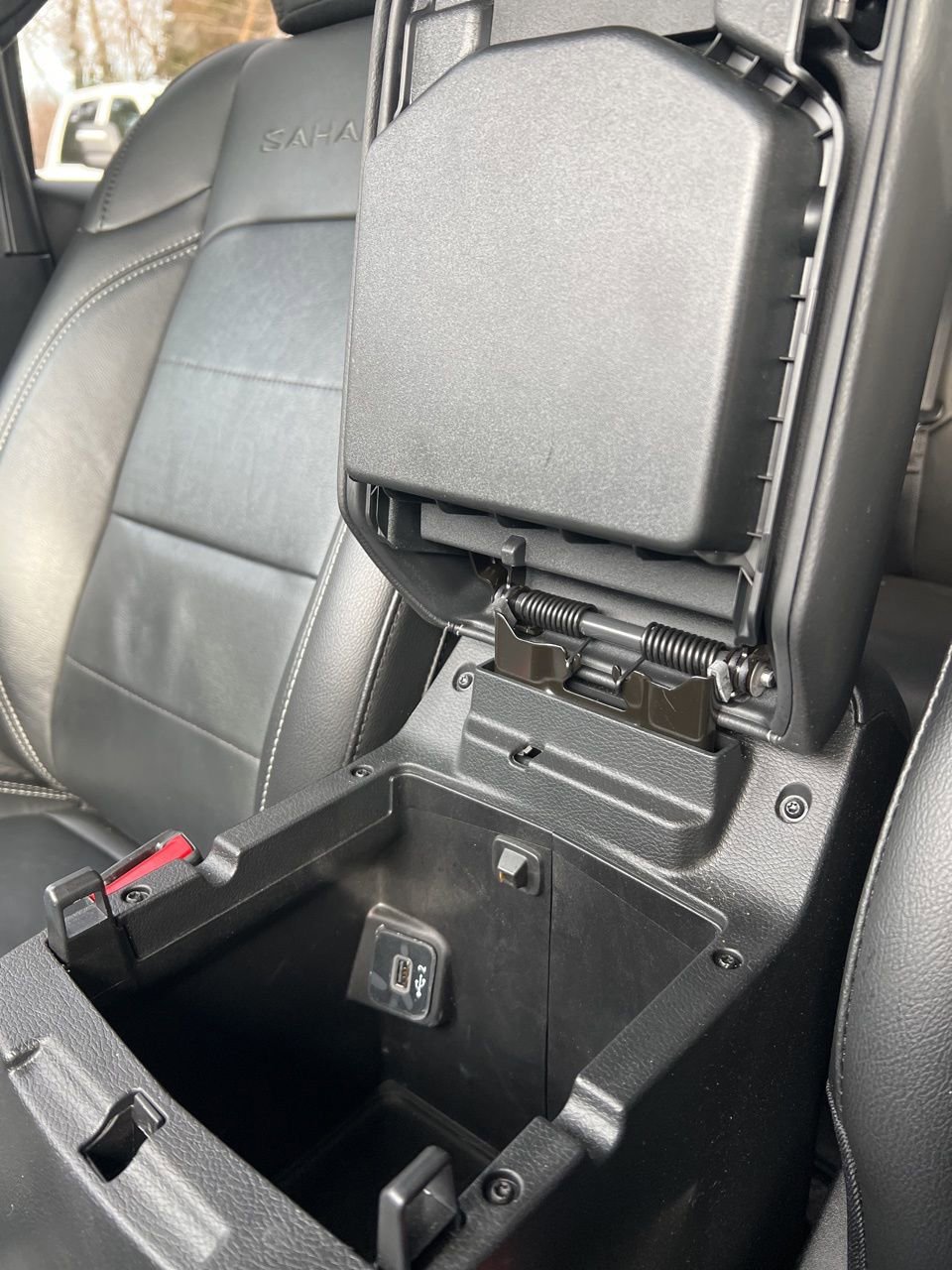 Used 2023 Jeep Wrangler Unlimited Sahara image 27