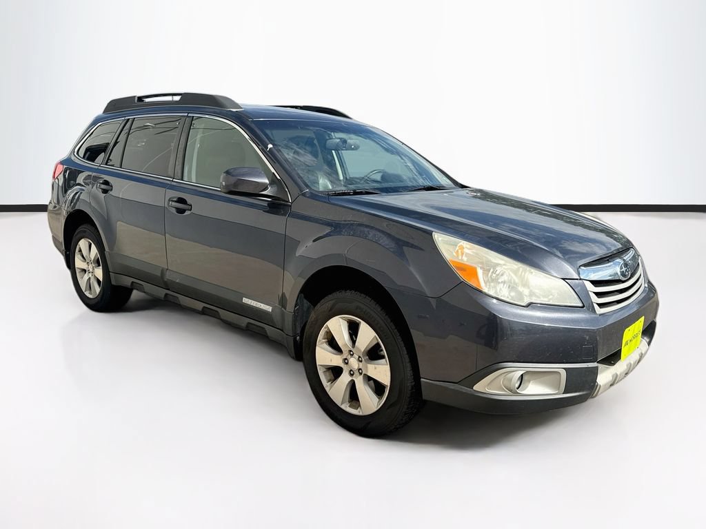 Used 2010 Subaru Outback 3.6R Limited w/ Popular Equipment Group 2A AWD/4WD image 3