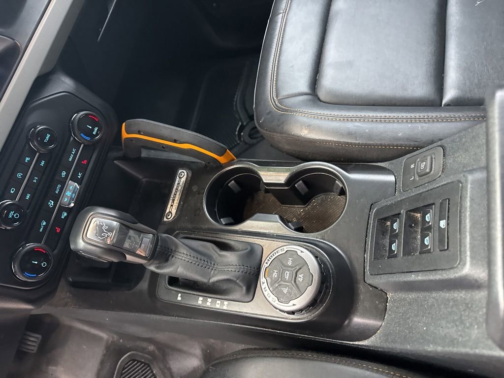 Used 2022 Ford Bronco Badlands image 16