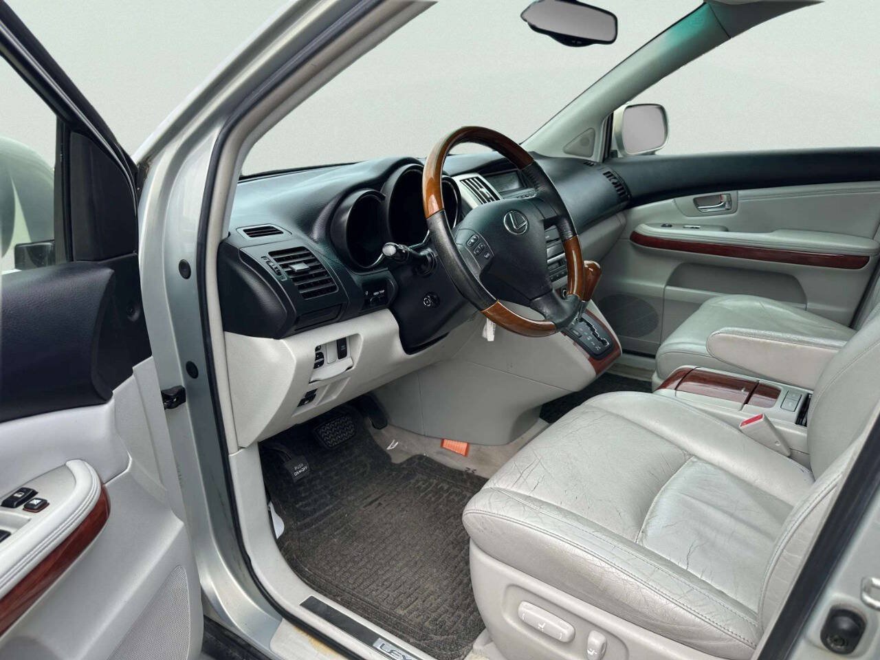 Used 2004 Lexus RX 330 AWD w/ Premium Pkg image 14