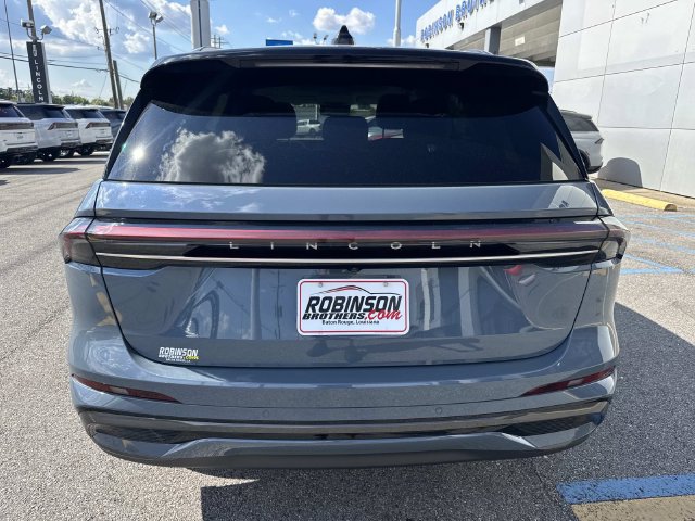 New 2026 Lincoln Nautilus Reserve w/ Jet Appearance Package AWD/4WD image 4