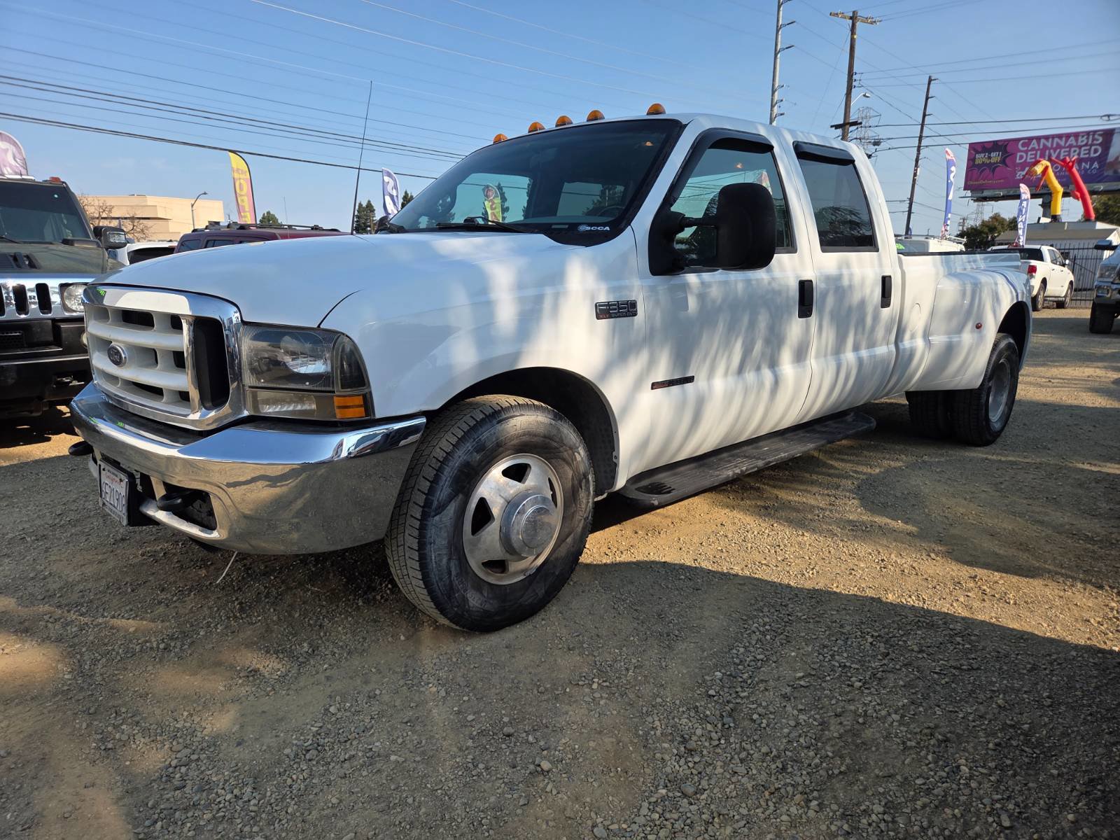 Used 2000 Ford F350 Lariat image 1