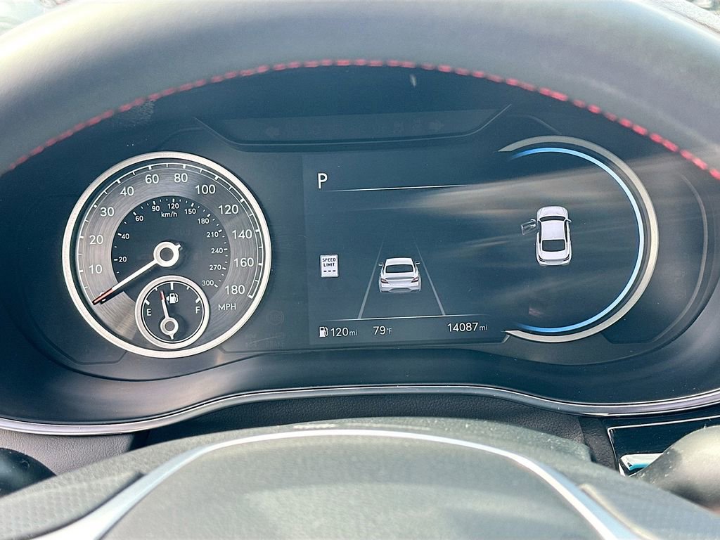 Used 2024 Genesis G70 2.5T w/ Sport Prestige Package image 12
