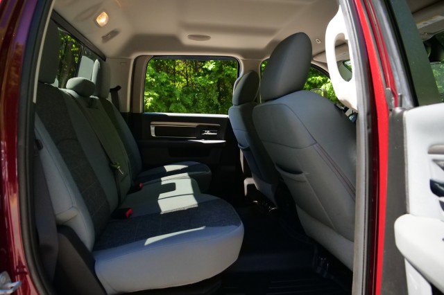 Used 2018 RAM 2500 Big Horn AWD/4WD image 33