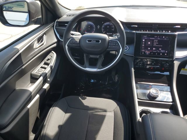 New 2026 Jeep Grand Cherokee Laredo X image 19