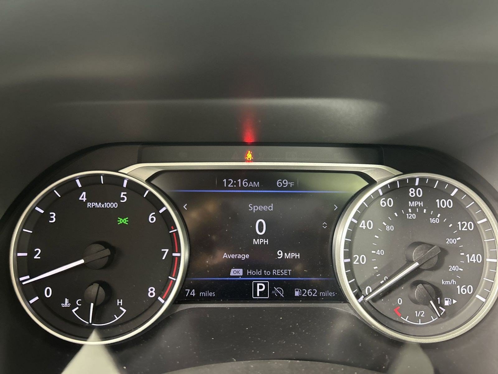 New 2025 Nissan Sentra SR w/ SR Premium Package FWD image 26