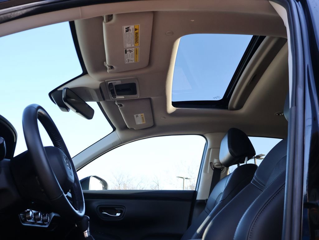 Certified 2023 Honda HR-V EX-L image 32