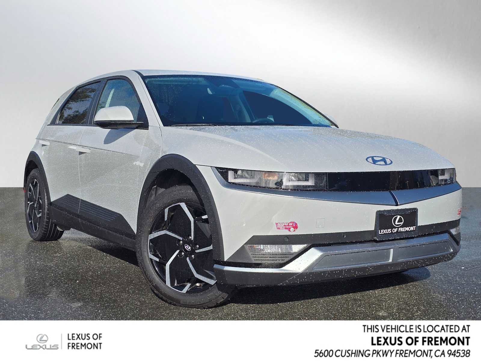 Used 2024 Hyundai Ioniq 5 SEL image 1