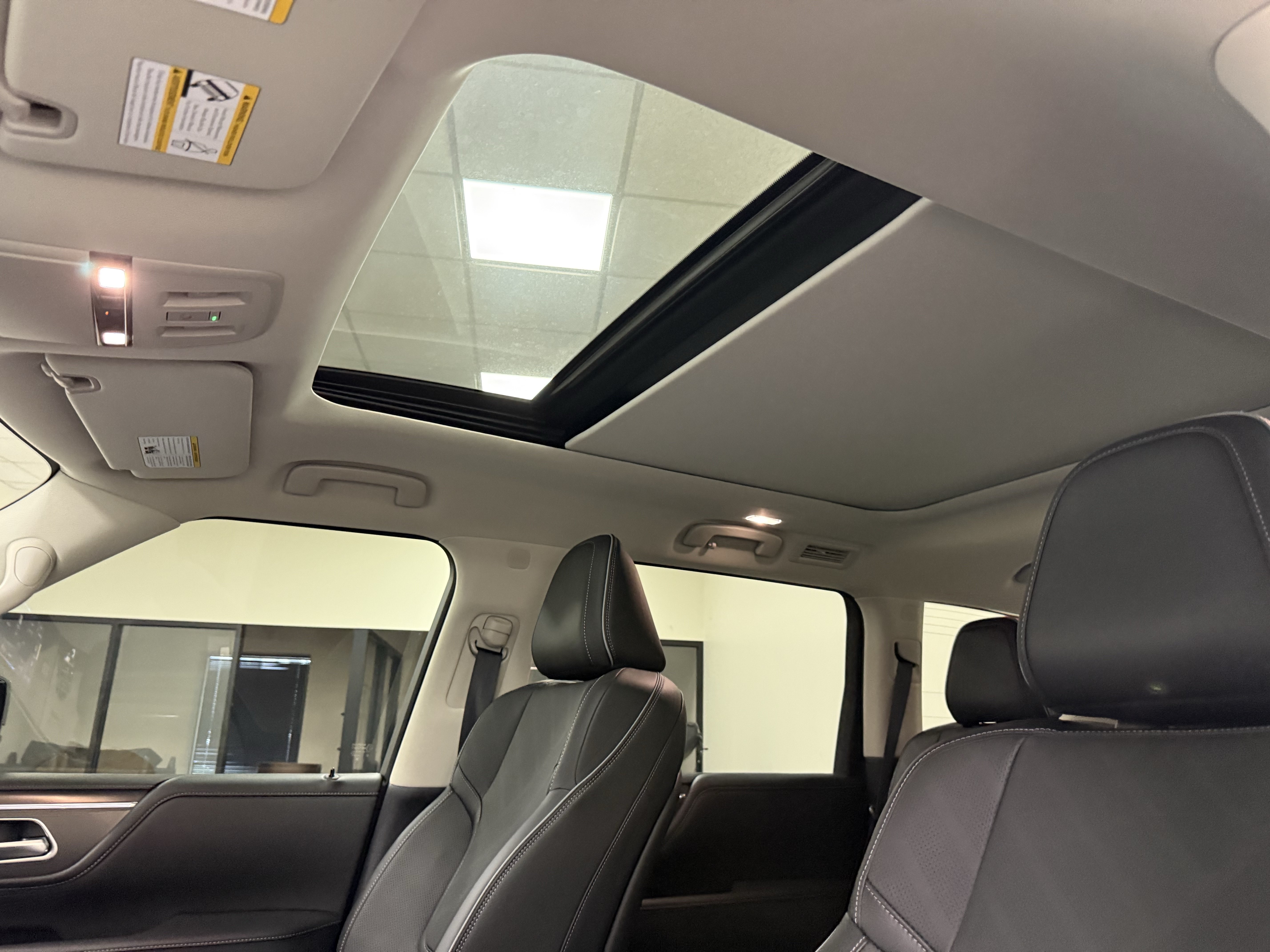 Certified 2026 INFINITI QX80 Luxe w/ Cargo Package RWD image 13