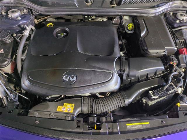 Used 2017 INFINITI QX30 Premium FWD image 21