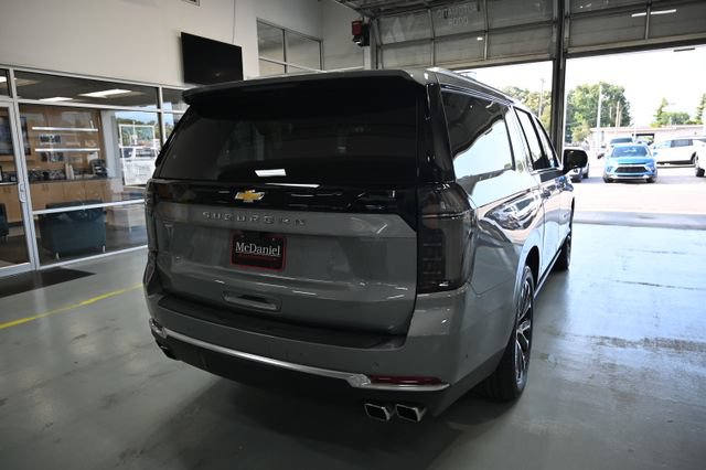 Used 2025 Chevrolet Suburban High Country AWD/4WD image 5