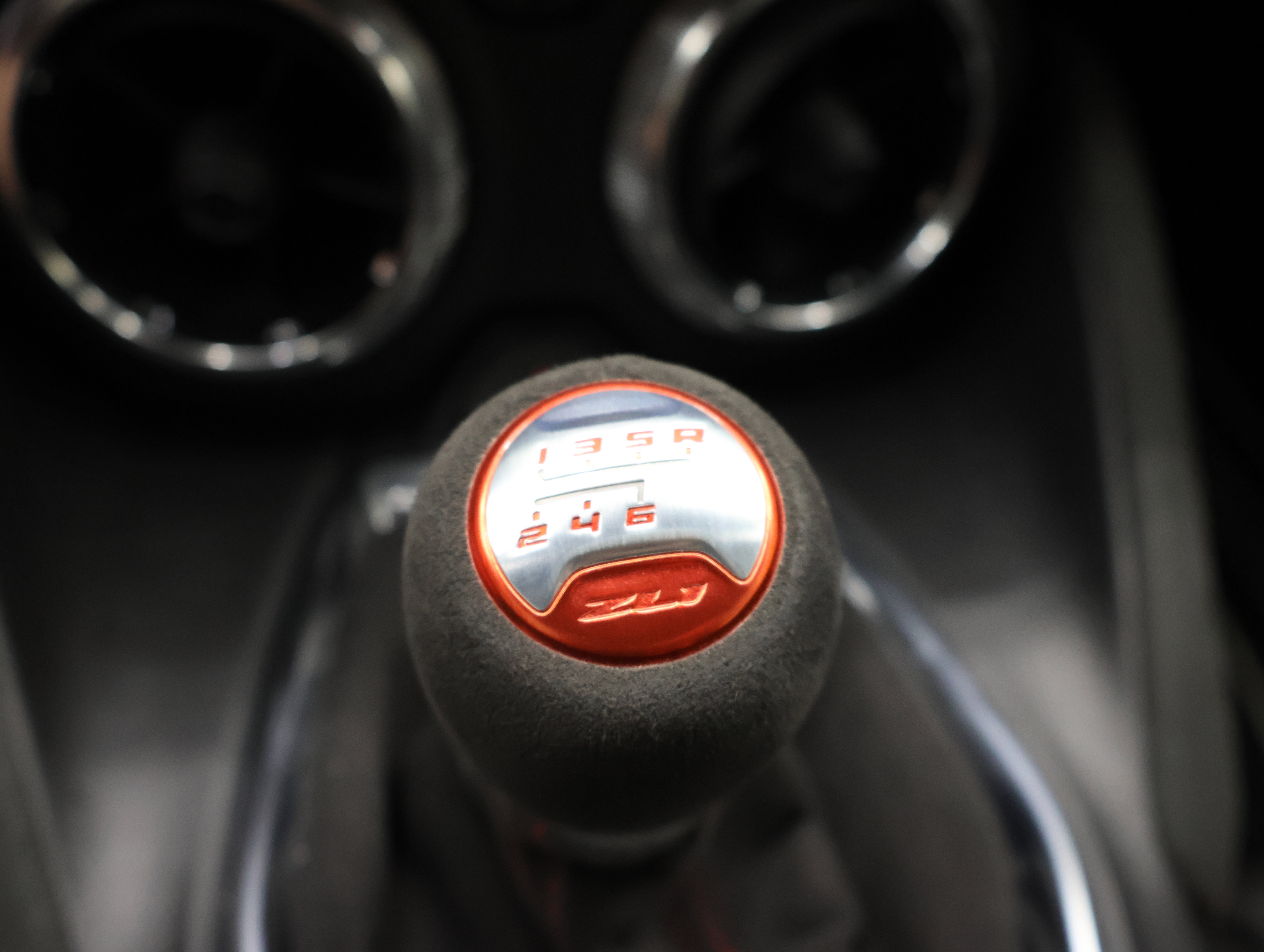 Used 2019 Chevrolet Camaro ZL1 RWD image 38