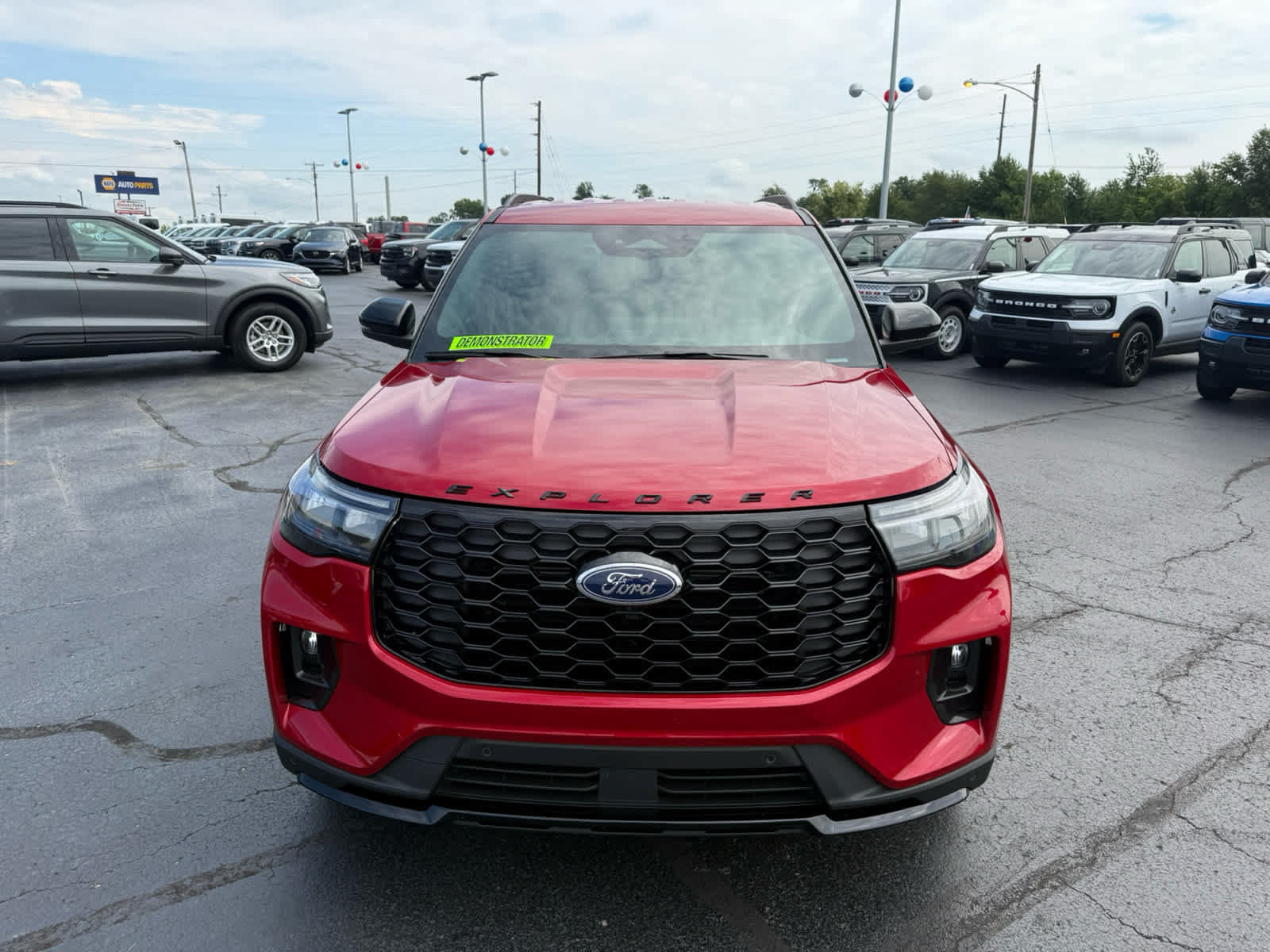 Used 2026 Ford Explorer ST-Line w/ ST-Line Street Pack AWD/4WD image 22