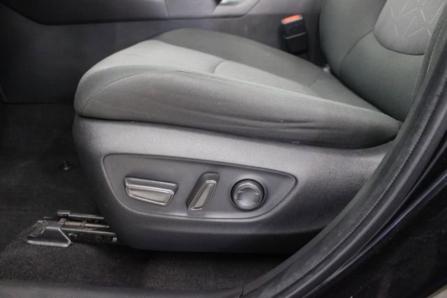 Used 2024 Toyota RAV4 XLE image 29