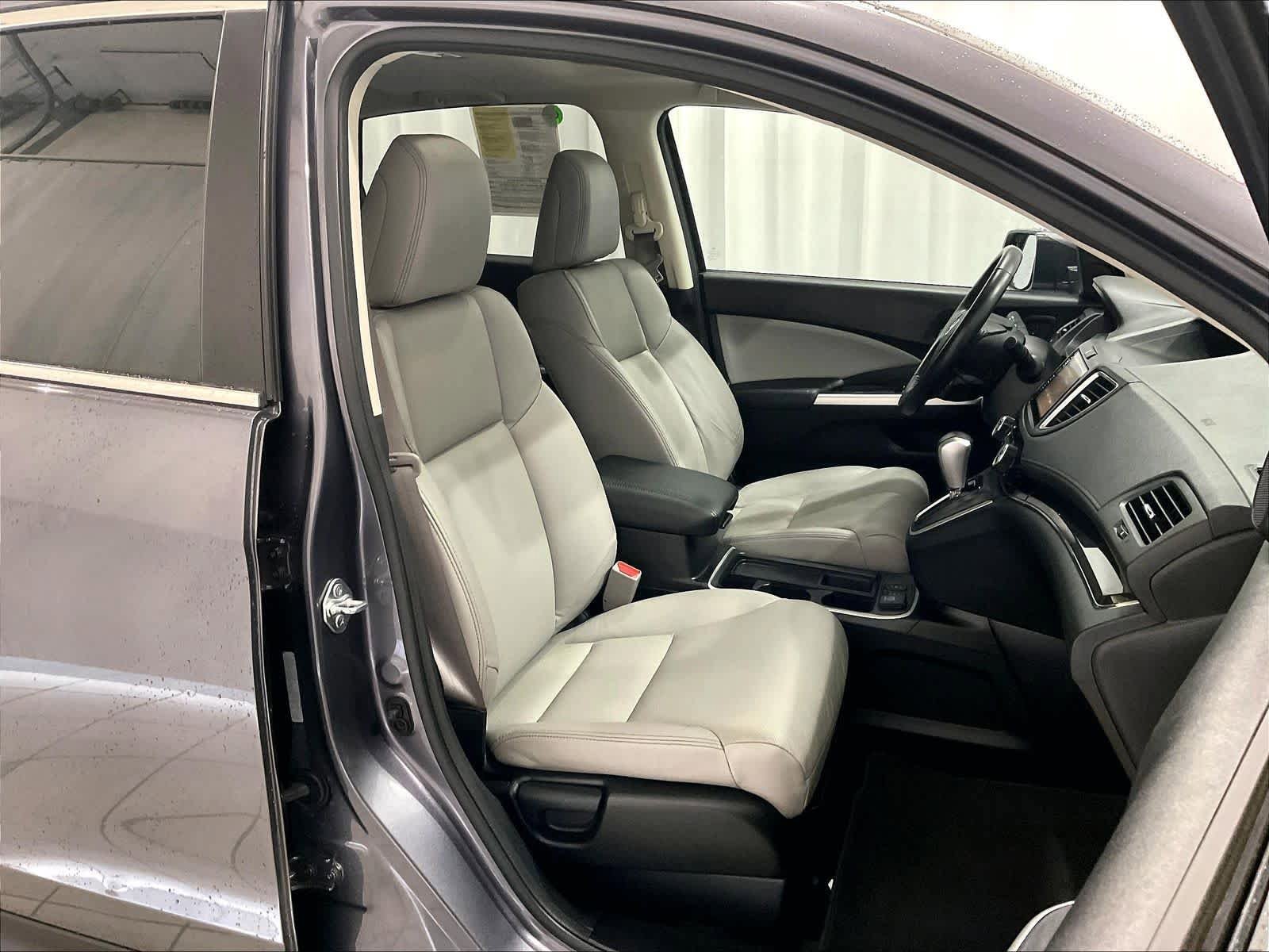 Used 2015 Honda CR-V Touring image 11