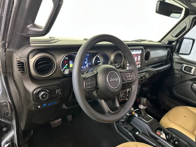 Used 2023 Jeep Wrangler Unlimited w/ Cold Weather Group AWD/4WD image 12