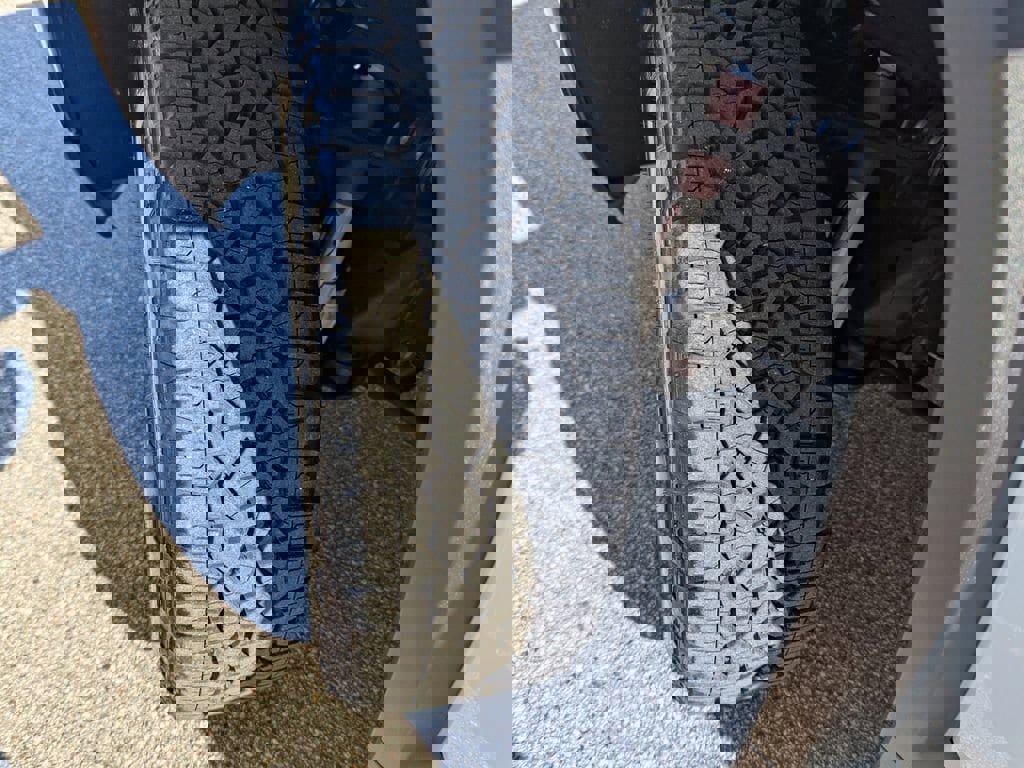 Certified 2025 Chevrolet Silverado 2500 Custom w/ Custom Value Package image 28