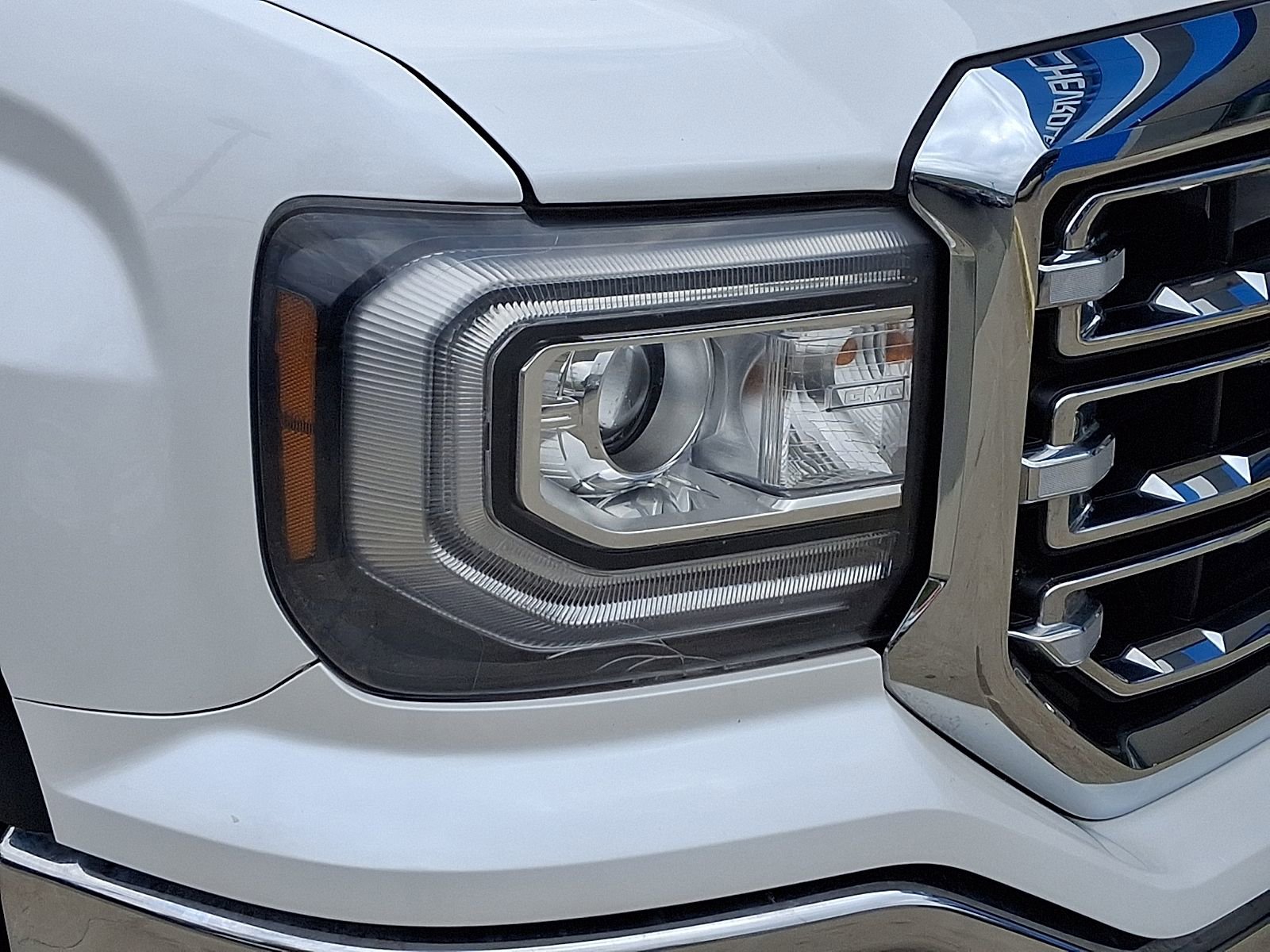 Used 2017 GMC Sierra 1500 SLT w/ SLT Premium Package image 9