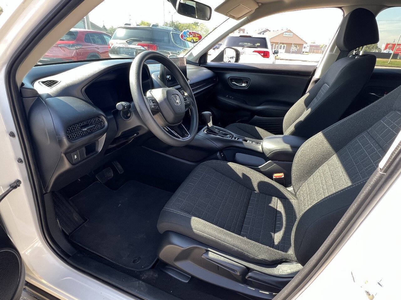 Used 2026 Honda HR-V LX image 19