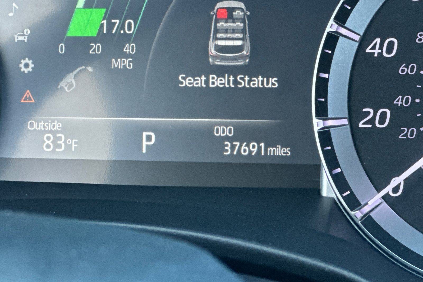Used 2022 Toyota Highlander XLE AWD/4WD image 25