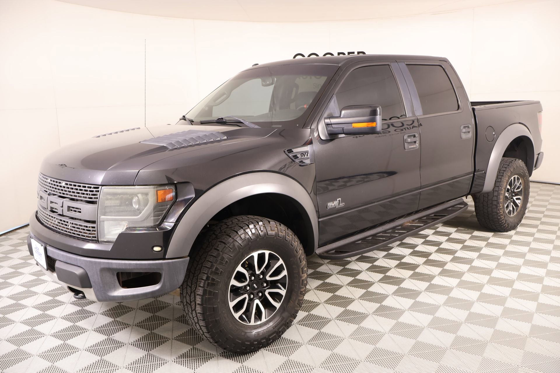 Used 2014 Ford F150 Raptor w/ Equipment Group 801A Luxury AWD/4WD image 11