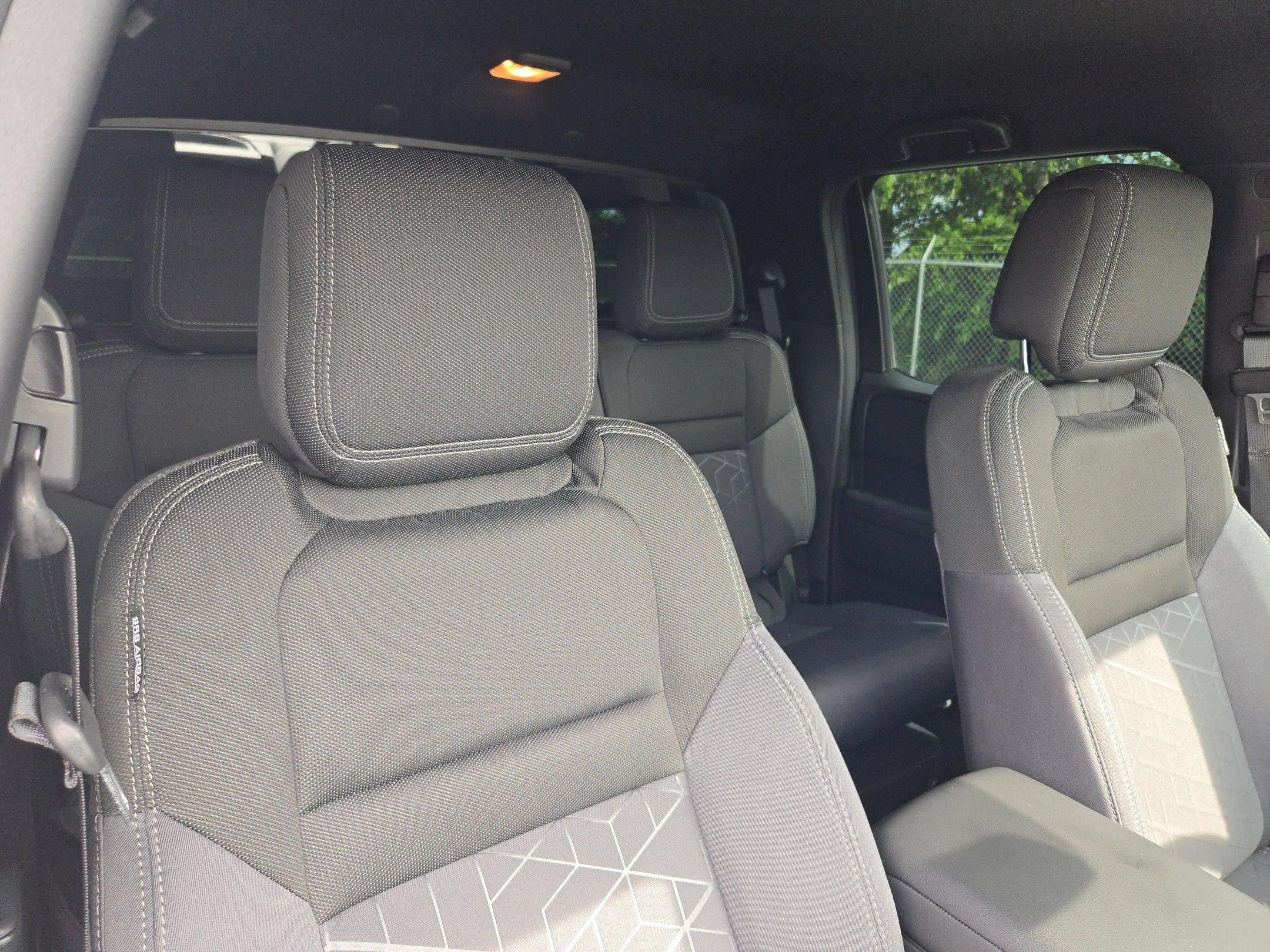 Used 2026 Nissan Frontier SV w/ SV Convenience Package RWD image 30