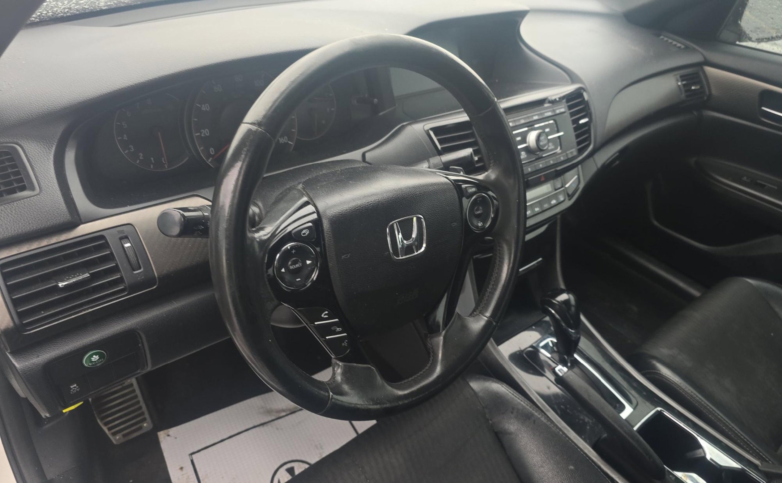 Used 2016 Honda Accord Sport image 6