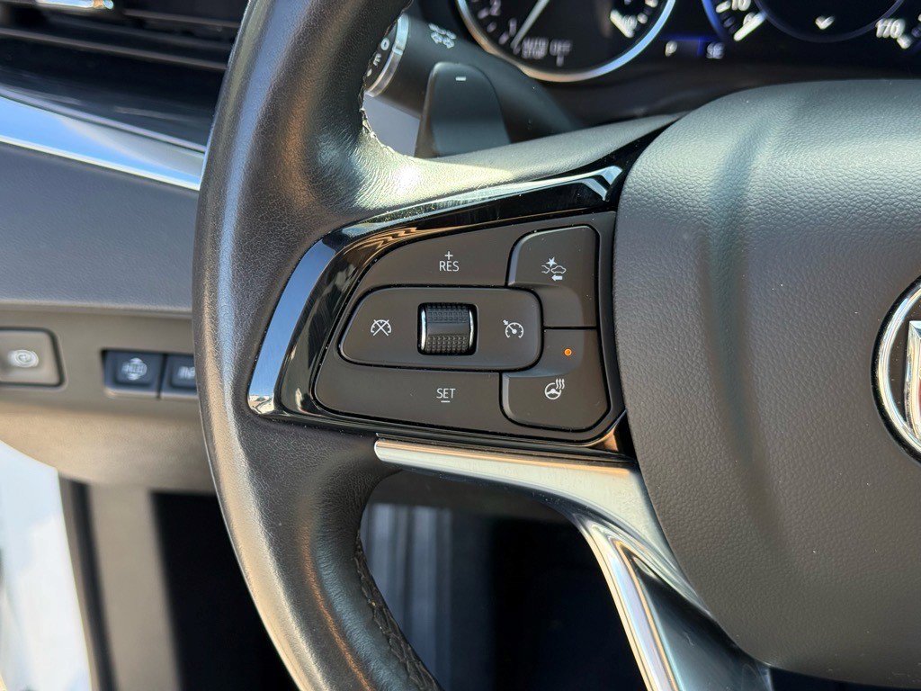 Certified 2024 Buick Enclave Premium image 19