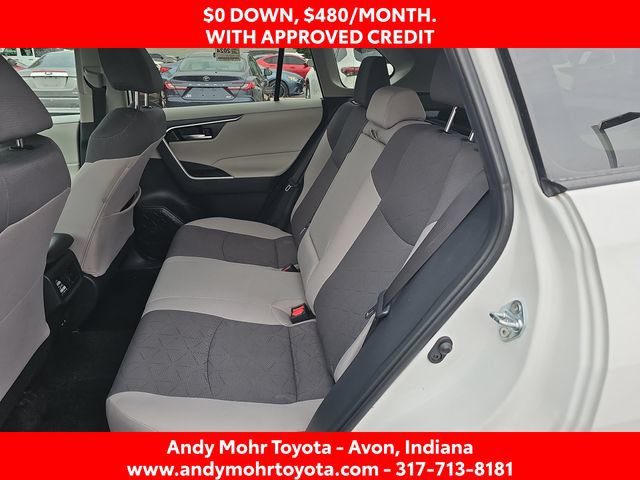 Used 2024 Toyota RAV4 XLE FWD image 11
