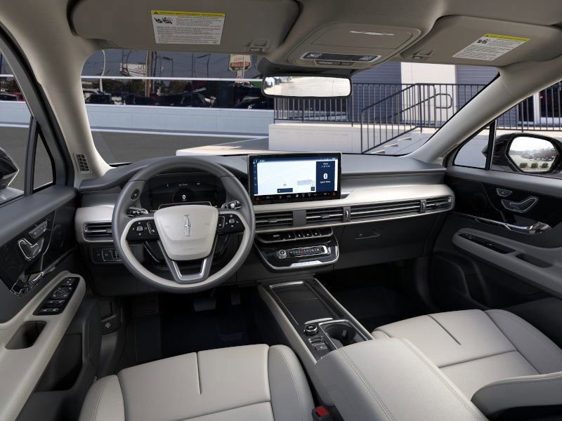 New 2026 Lincoln Corsair Premiere image 9