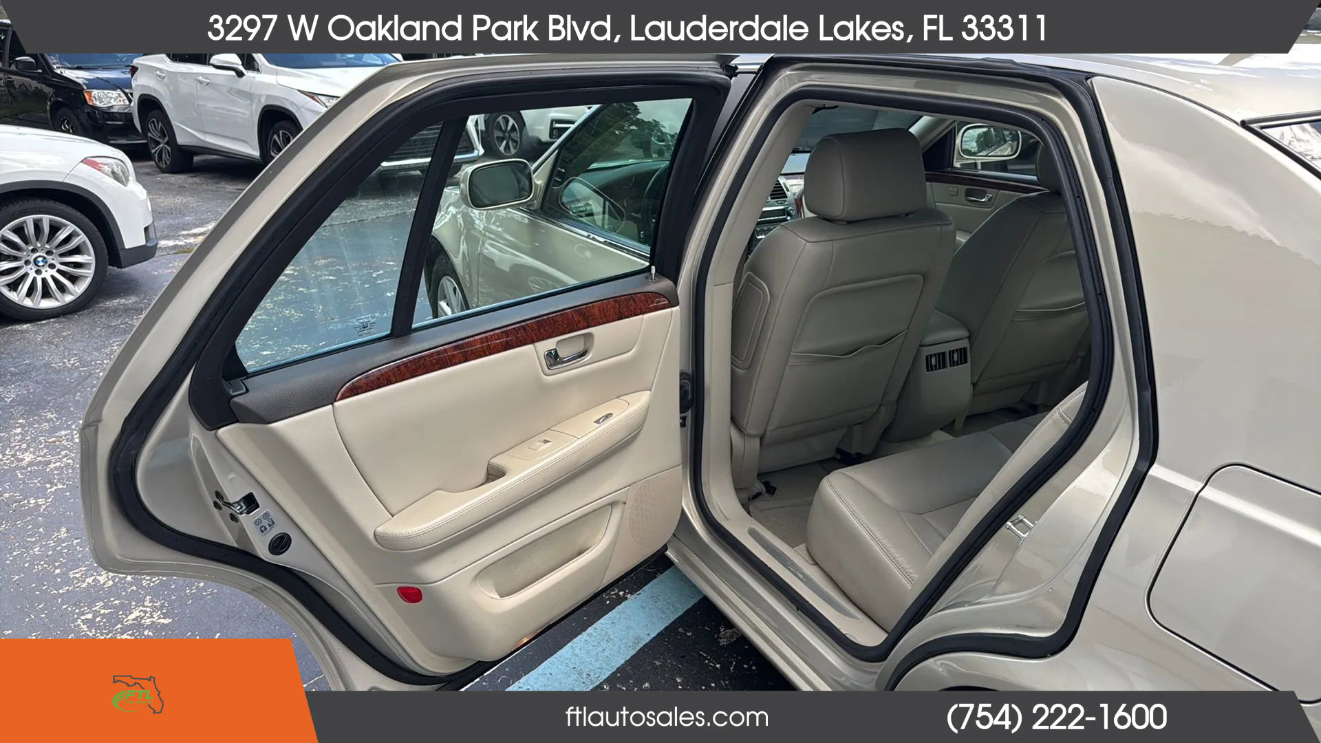 Used 2007 Cadillac DTS w/ Trunk Convenience Package image 31