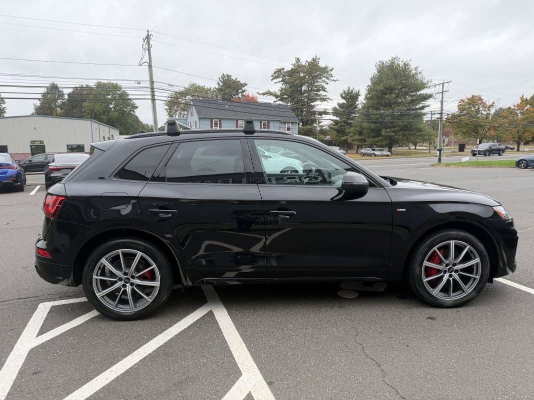 Used 2024 Audi Q5 e Premium Plus w/ Premium Plus Package AWD/4WD image 7