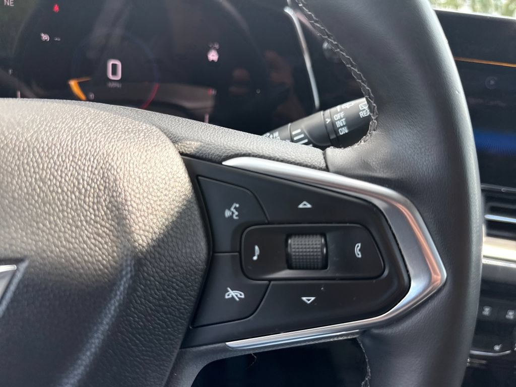 Used 2024 Chevrolet Trax ACTIV w/ Sunroof Package FWD image 26