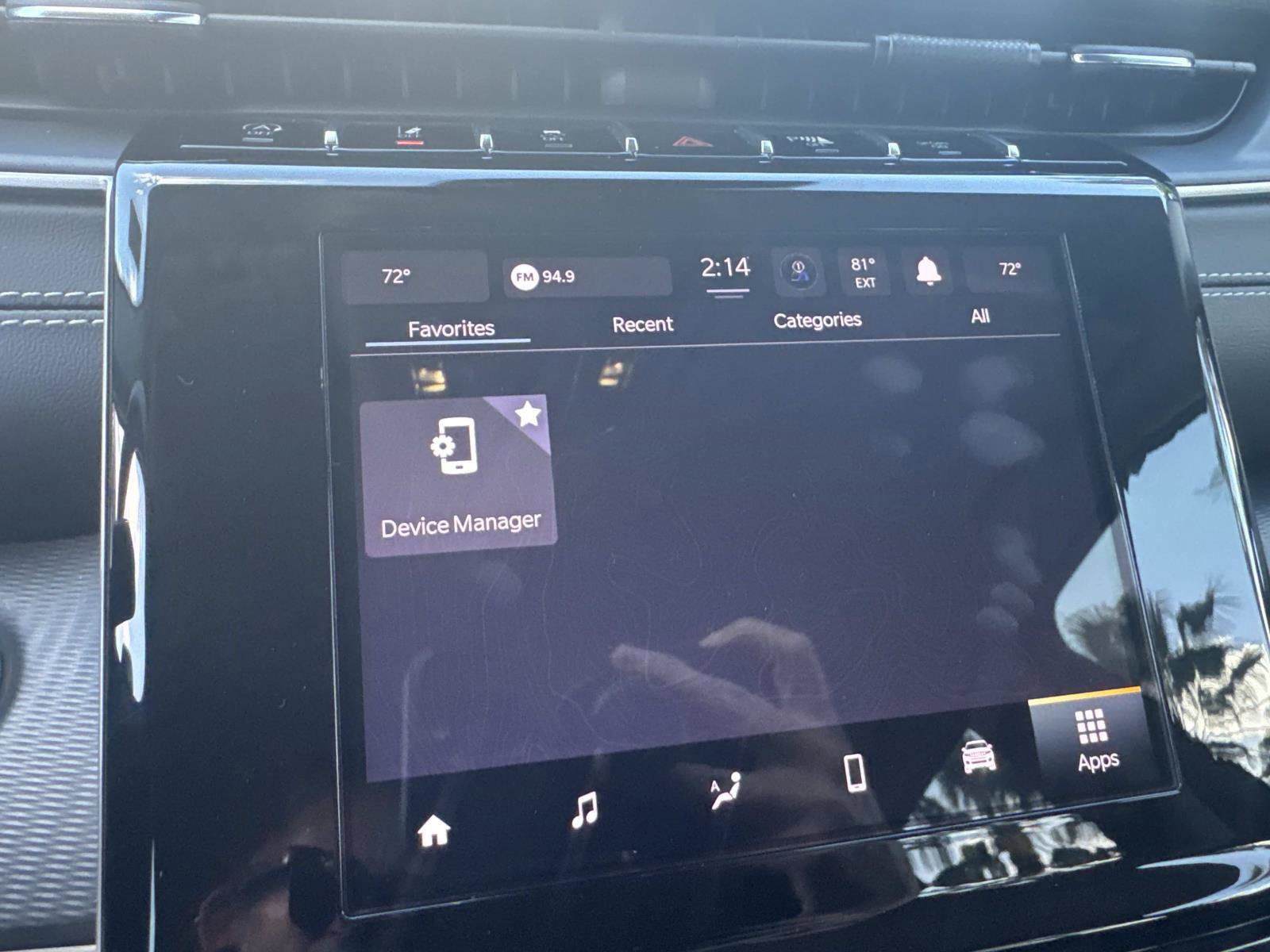 Used 2023 Jeep Grand Cherokee Laredo image 20