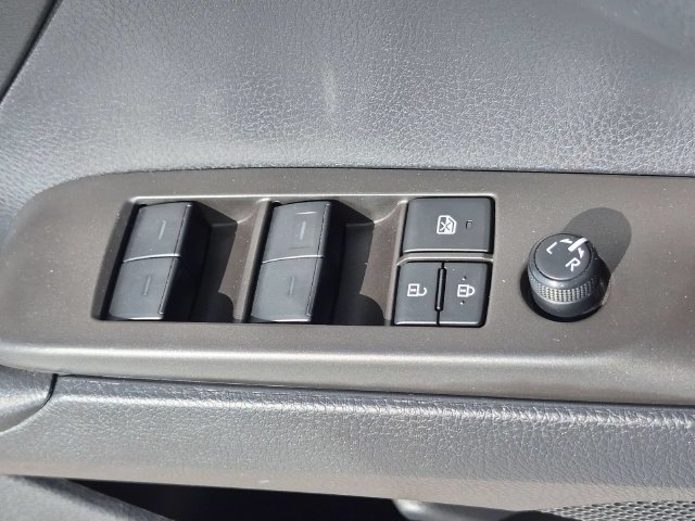 Used 2023 Toyota Camry SE w/ Protection Package (Q2) (TMS) FWD image 14