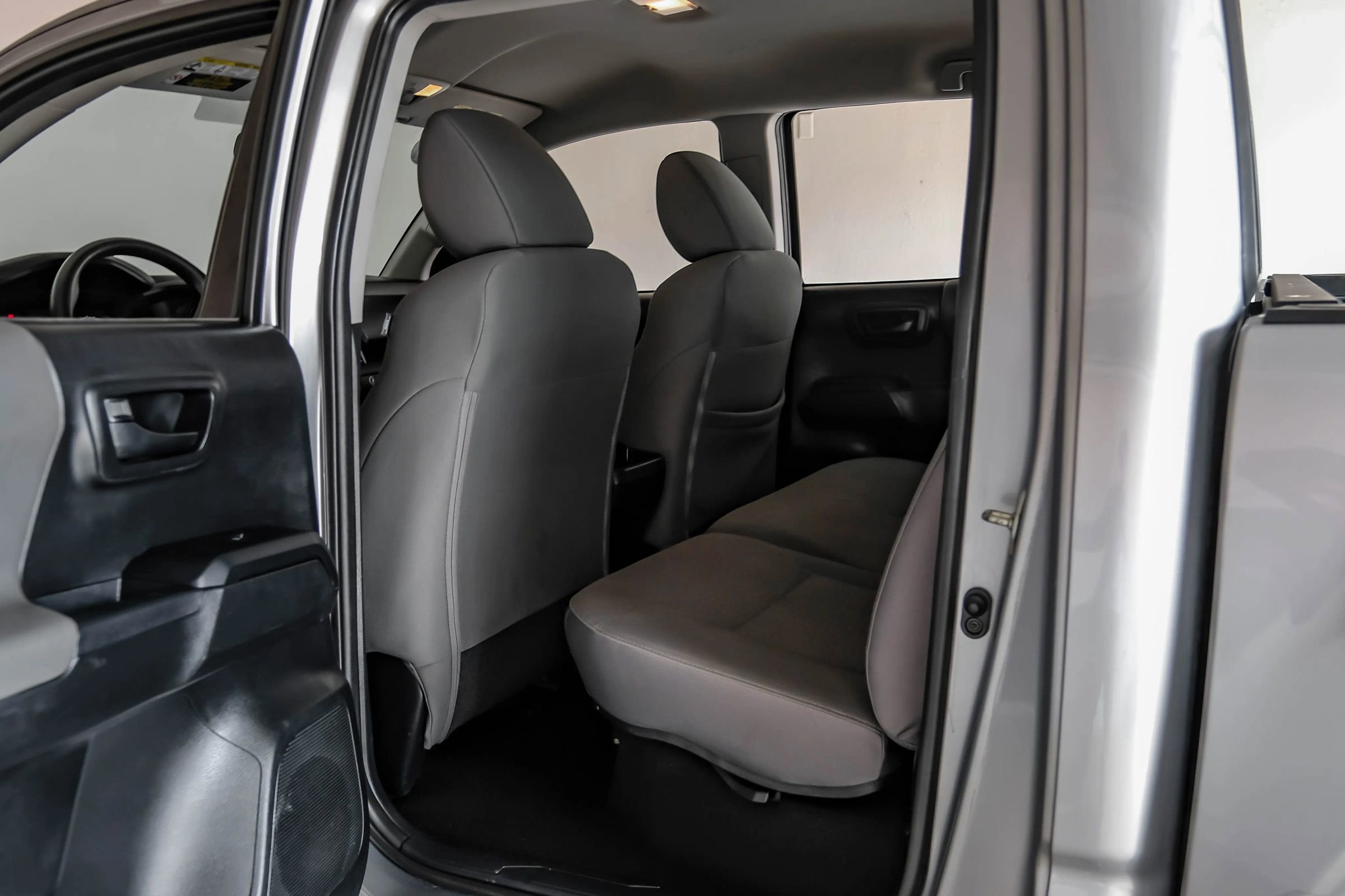 Used 2017 Toyota Tacoma SR w/ SR Convenience Package RWD image 37