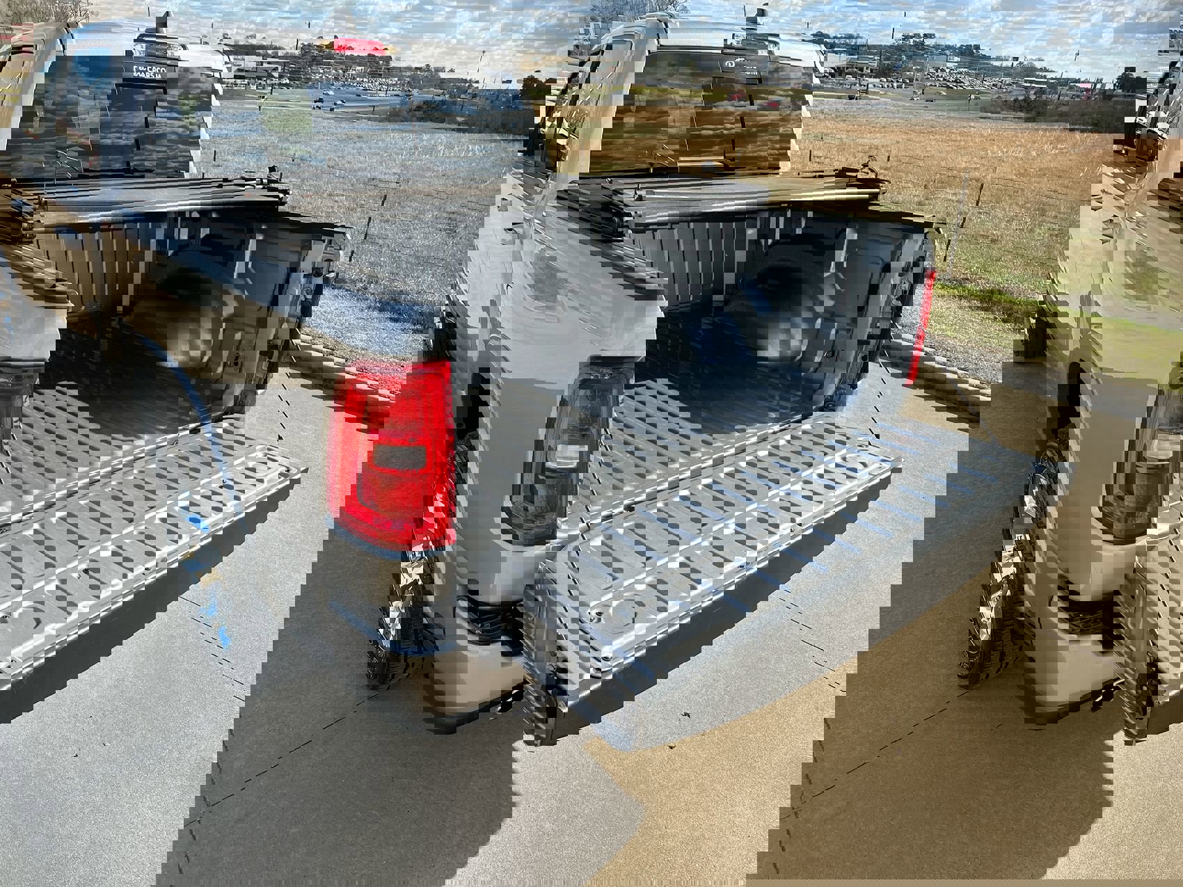 Used 2025 RAM 1500 Lone Star image 22