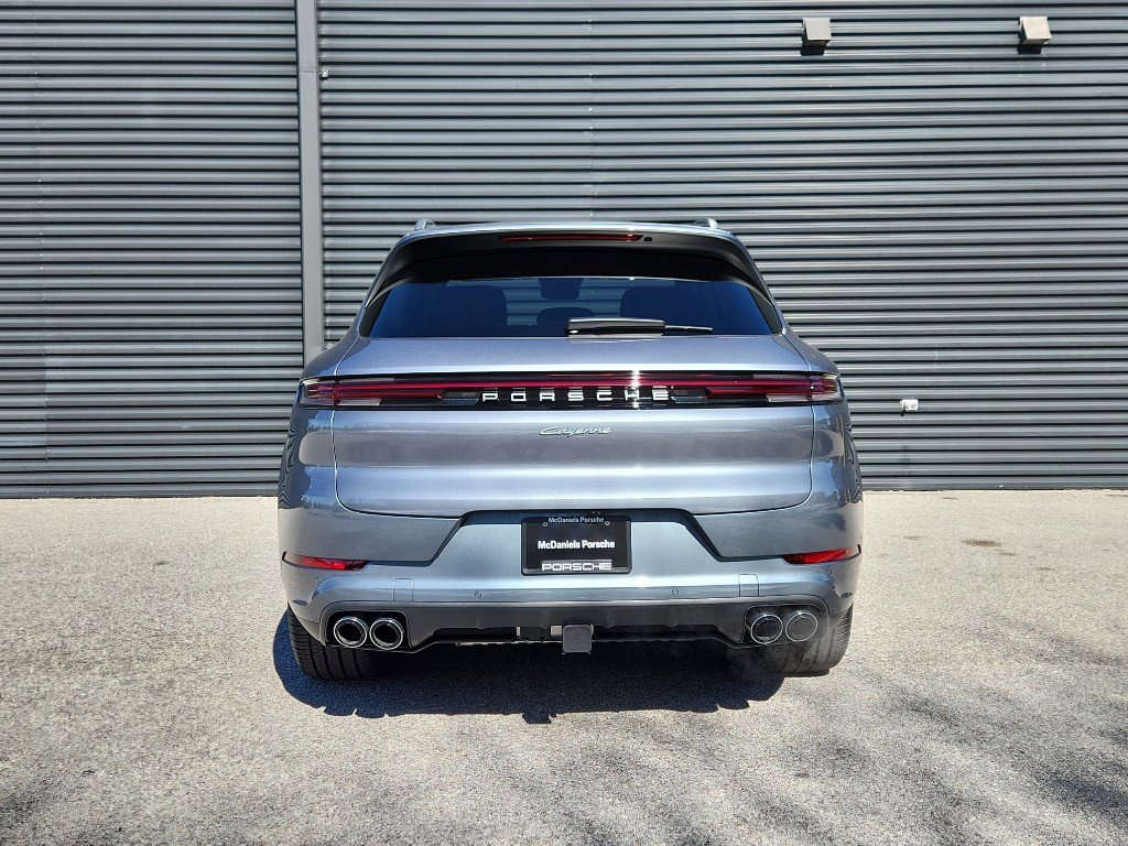 New 2026 Porsche Cayenne E-Hybrid image 6