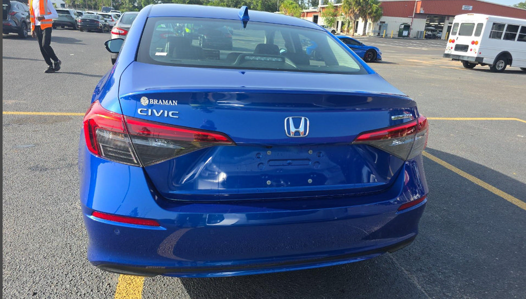 Used 2023 Honda Civic Touring image 6