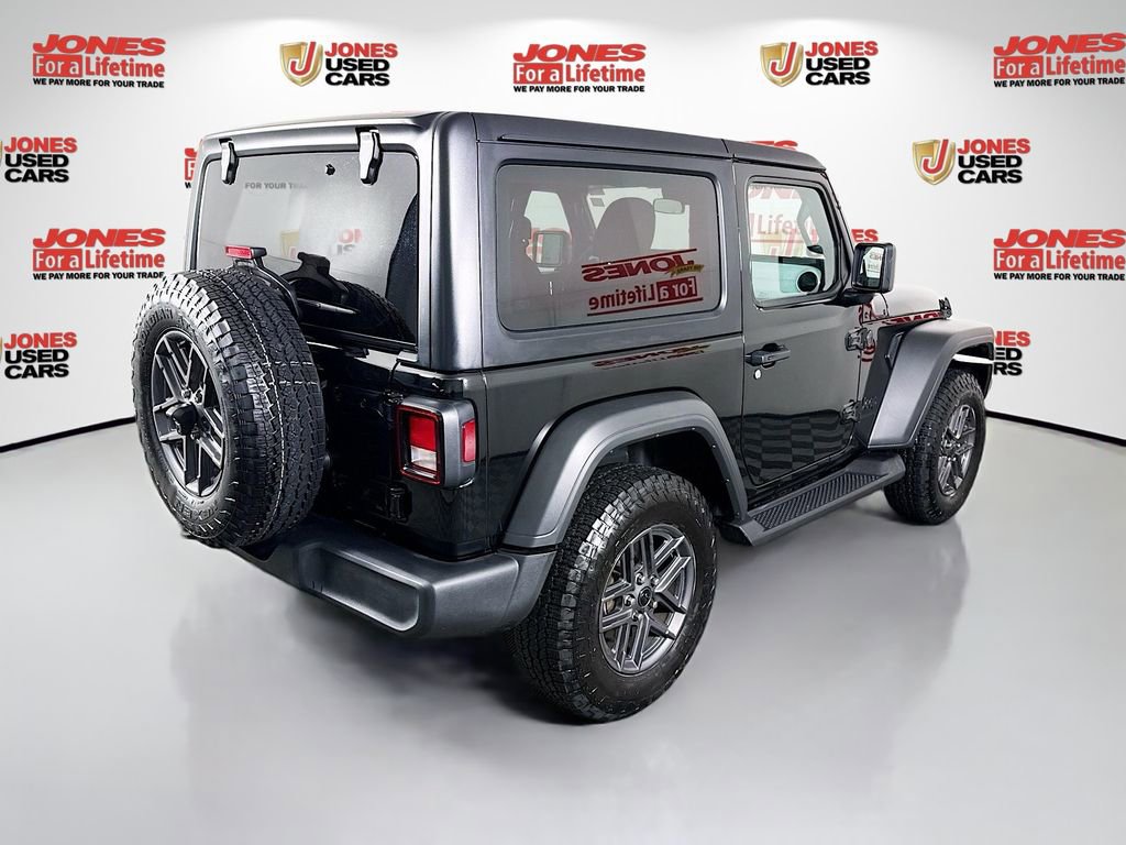 Used 2025 Jeep Wrangler Sport image 15