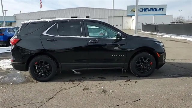 Certified 2024 Chevrolet Equinox LT w/ LPO, Floor Liner Package image 9